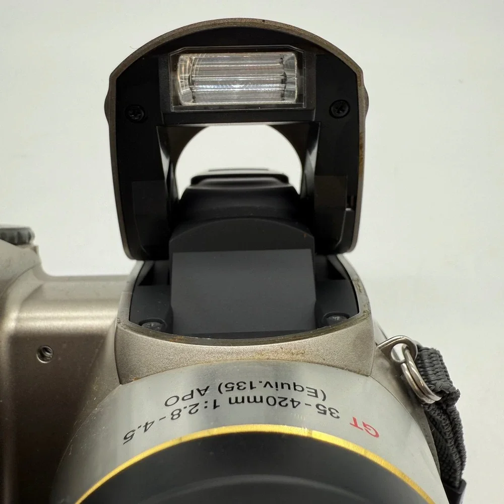 Konica Minolta DiMAGE Z6 Digital Camera‎ GT 35-420mm f/2.8-4.5 AS N13656 tested